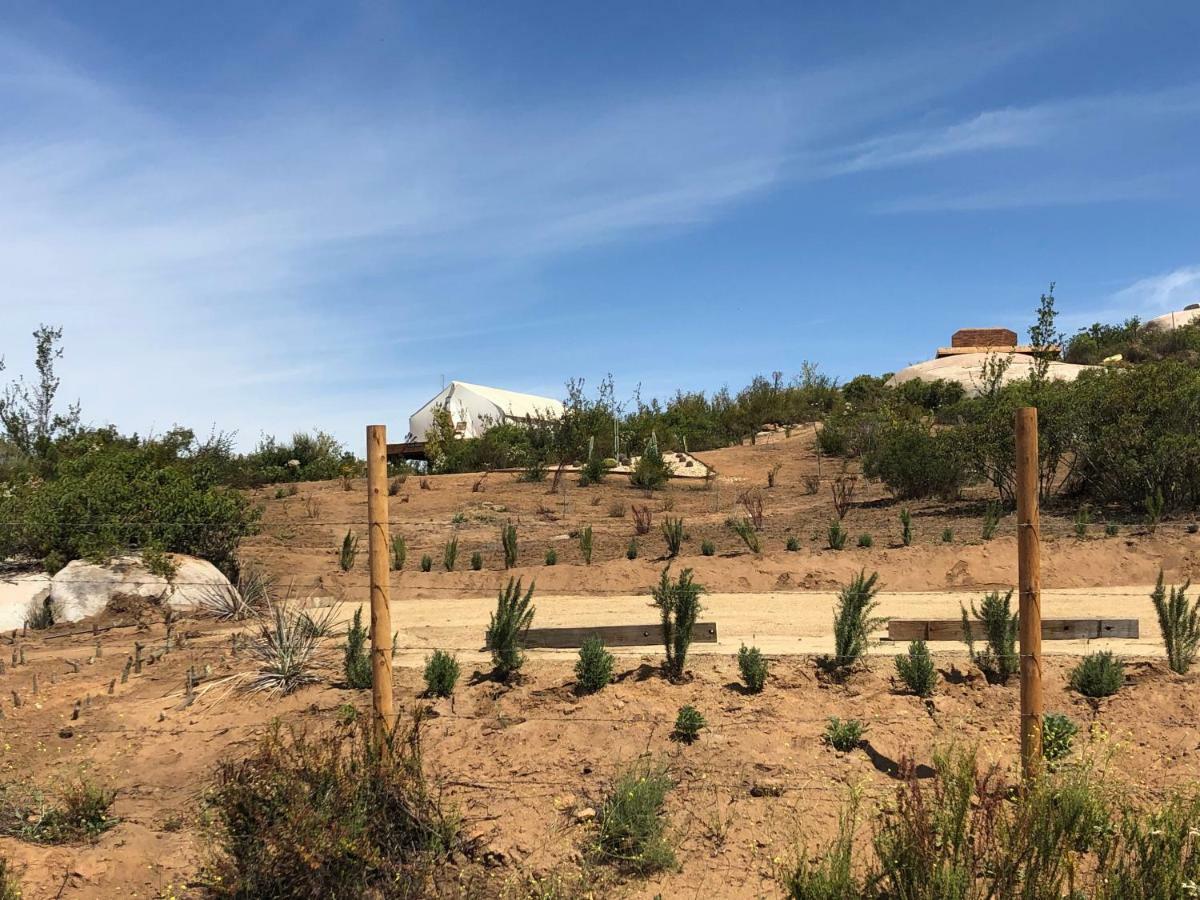 Отель Casa Misiones Glamping Валье-де-Гуадалупе Экстерьер фото